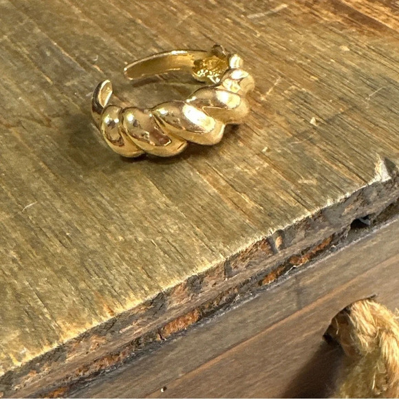 Gold steel cuff adjustable ring/ manifesting wealth / good fortune/crown chakra - Picture 2 of 6